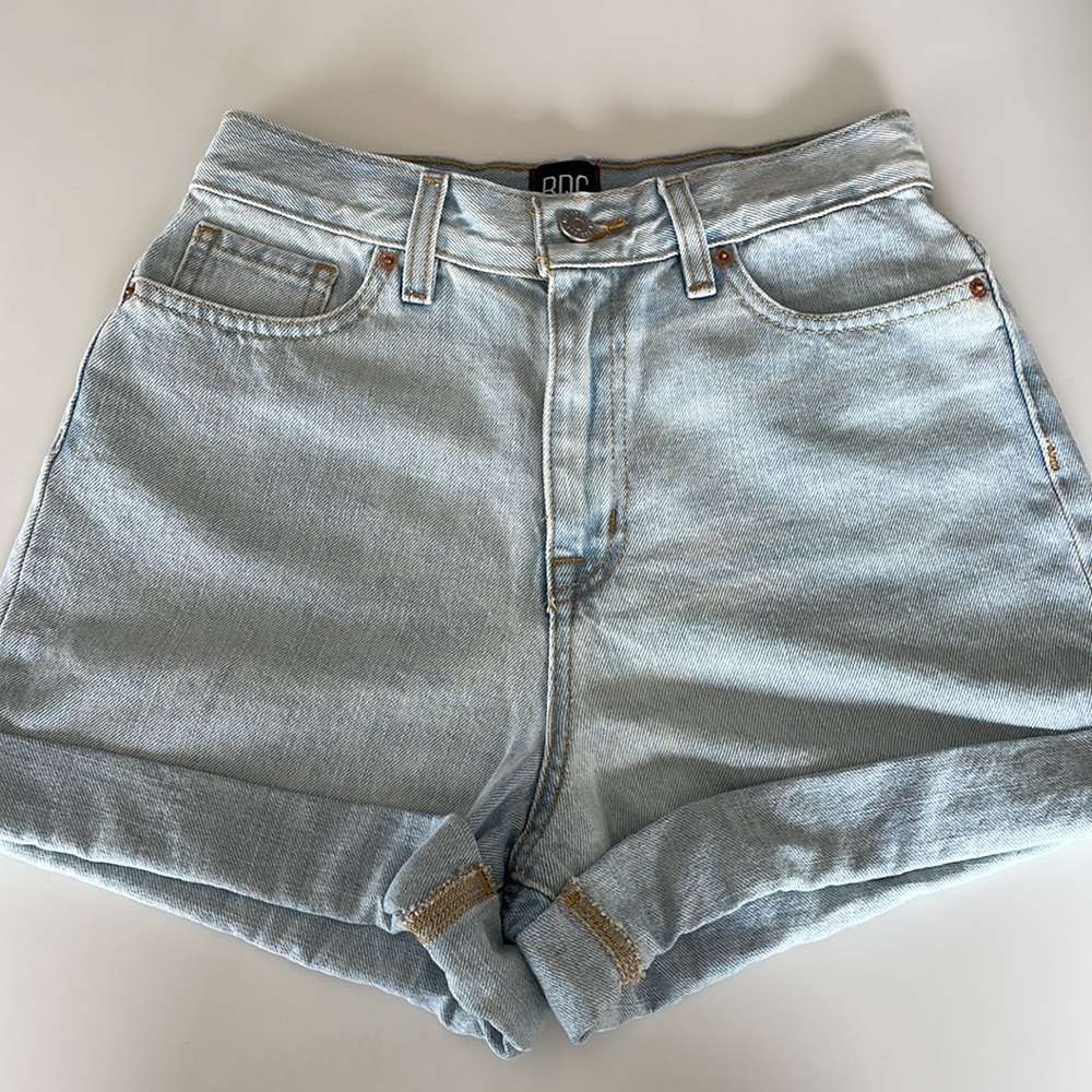 BDG Mom-Rise shorts